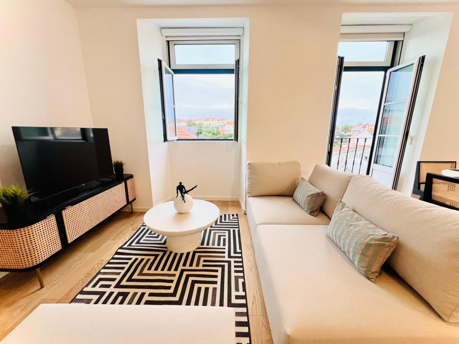 Lisbon Pink House II Beautiful 2 Bedroom Flat In City Center Kültér fotó